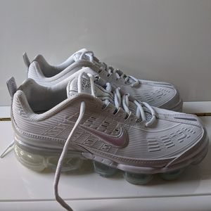 NIKE AIR VAPORMAX FLYKNIT